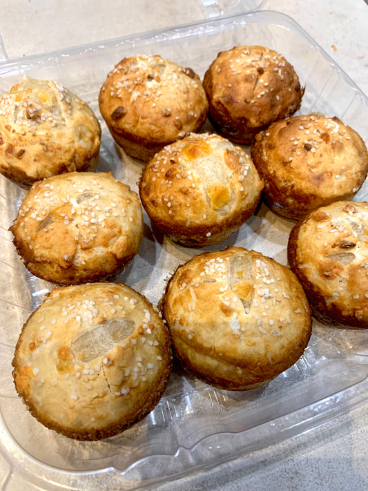 Cheesy Pretzel Bites